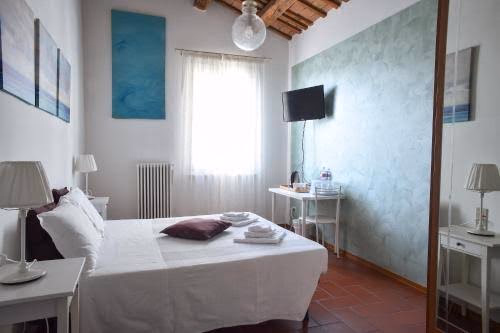 Camera matrimoniale con letto matrimoniale a La Casa di Pilar, Cotignola